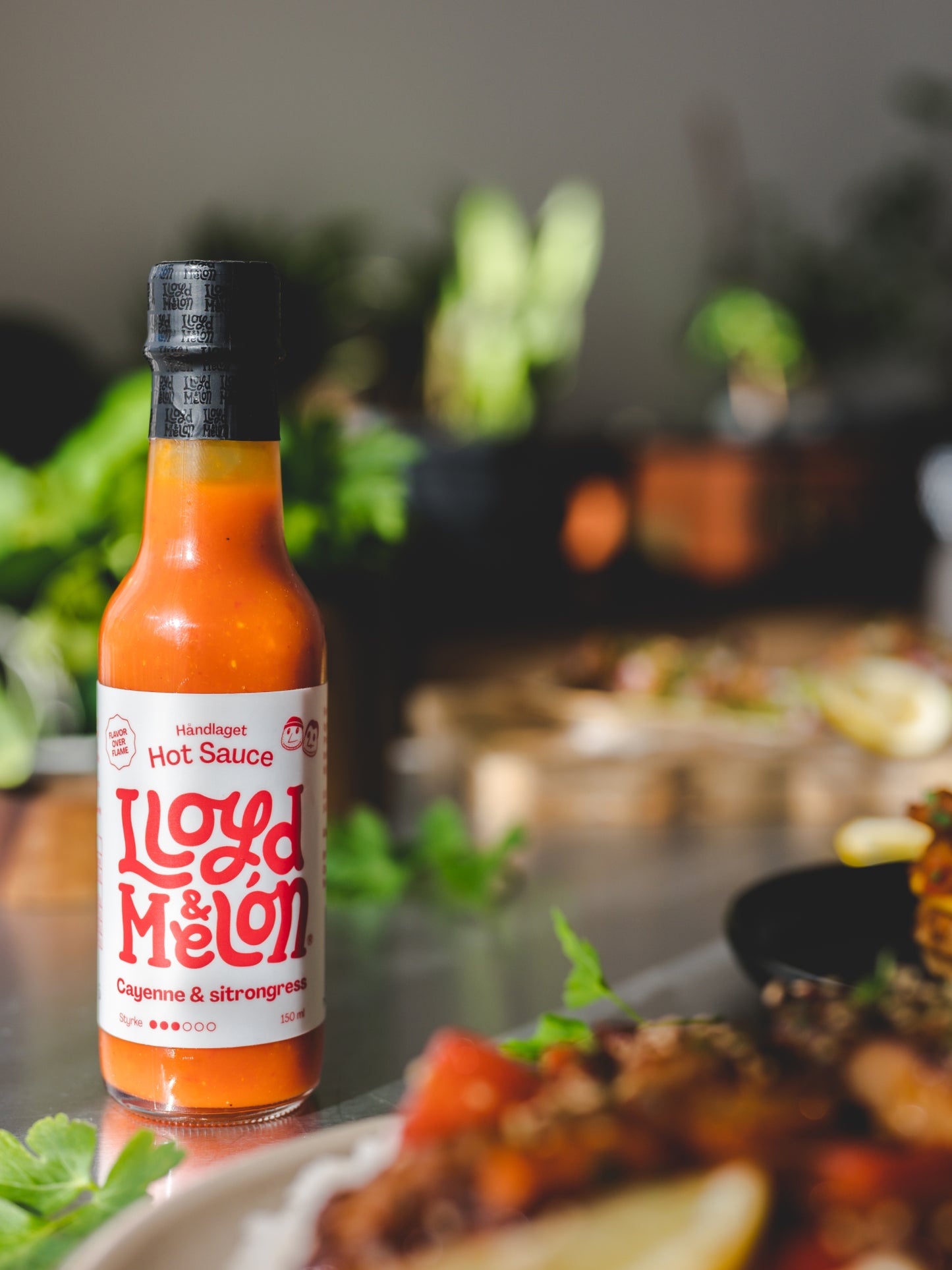 Cayenne & sitrongress hot sauce